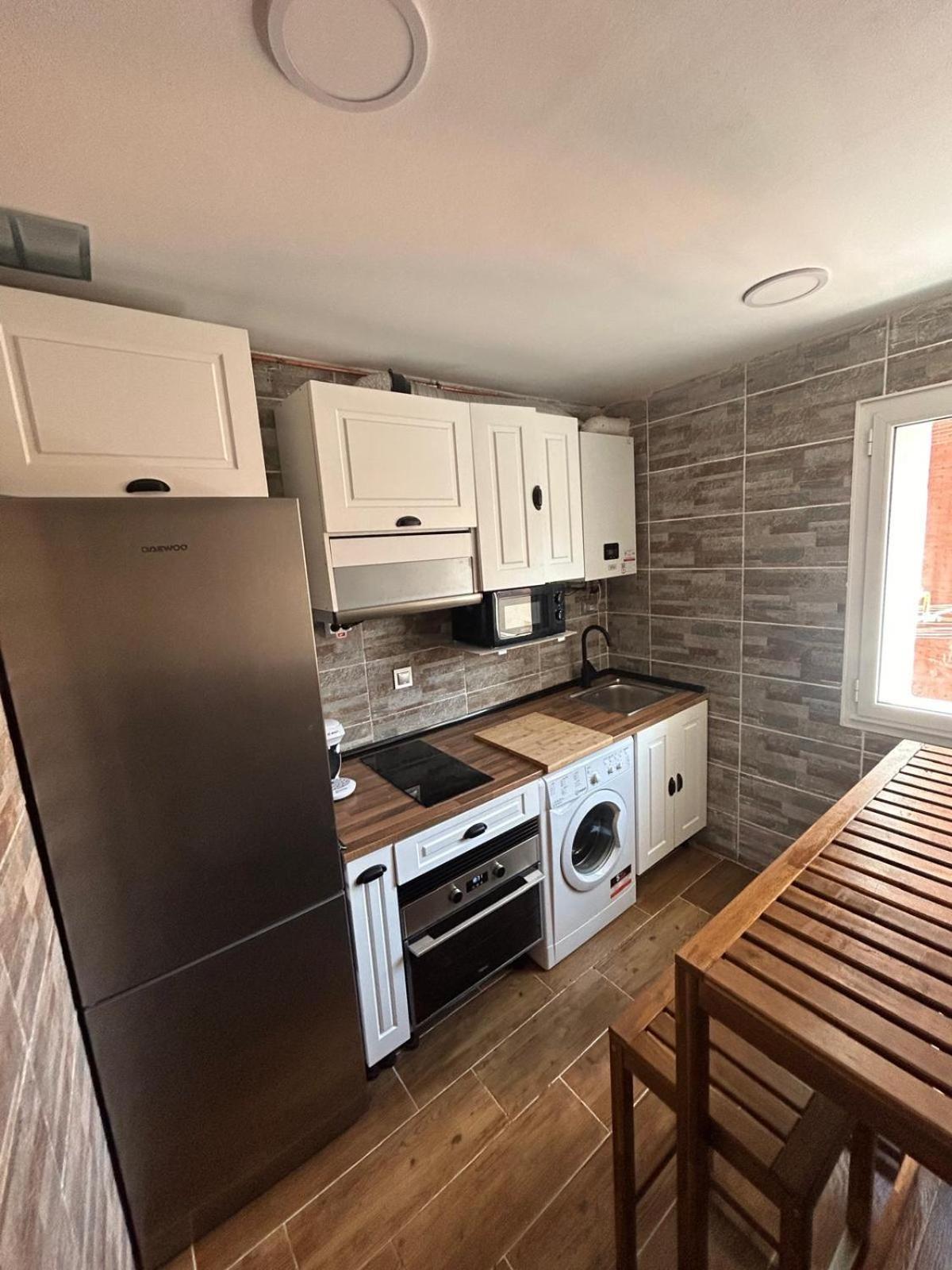 Apartamento Calera Burgos Bagian luar foto